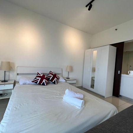 Francesco Suite - Trefoil Setia Alam-Near Setia City Mall & Setia Convention Centre Eksteriør billede